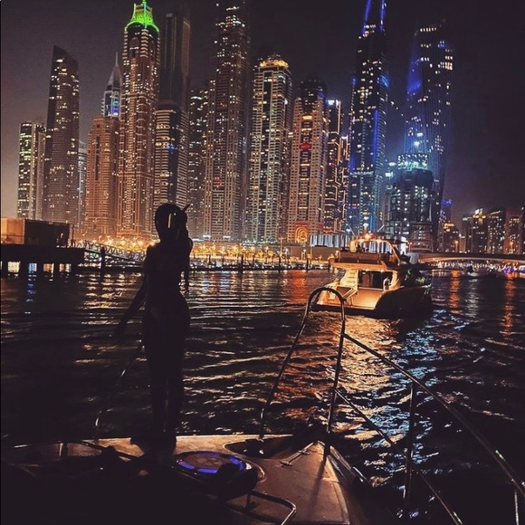 Meet your Posher, Amelia - Picture 1 of 1